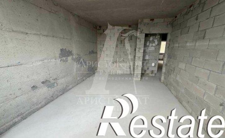 3-комн квартира улица Пальмиро Тольятти, 45,  д. 45