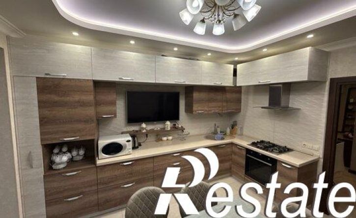 4-комн квартира улица Пестова, 13 к1,  д. 13 к1