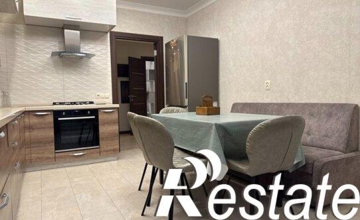 4-комн квартира улица Пестова, 13 к1,  д. 13 к1