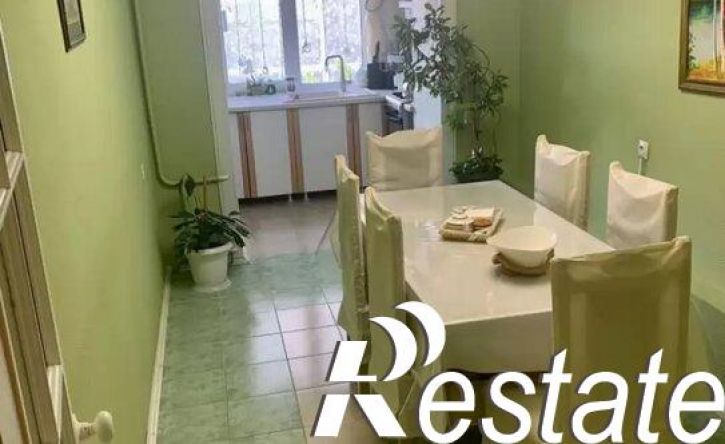 5-комн квартира улица Пастухова, 20,  д. 20