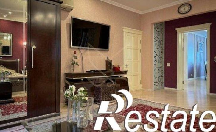 3-комн квартира улица Кучуры, 1,  д. 1