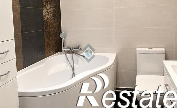 2-комн квартира улица Нежнова, 21 к2,  д. 21 к2