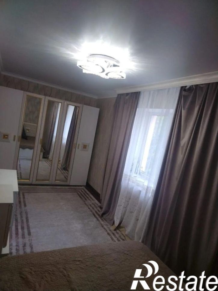2-комн квартира Зорге ул