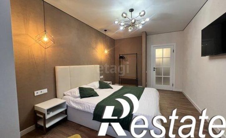 3-комн квартира улица Бунимовича, 1А,  д. 1А