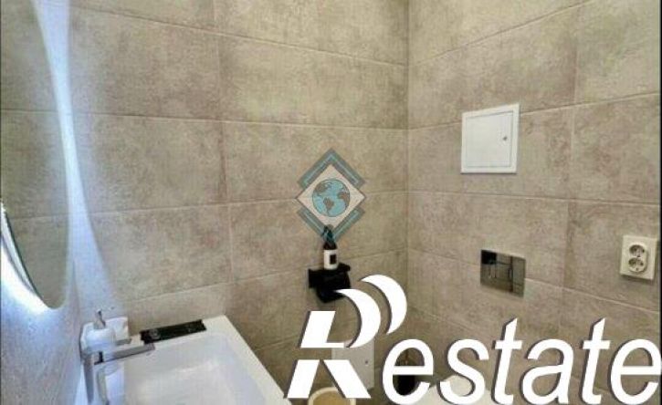 2-комн квартира улица Адмиральского, 1А,  д. 1А